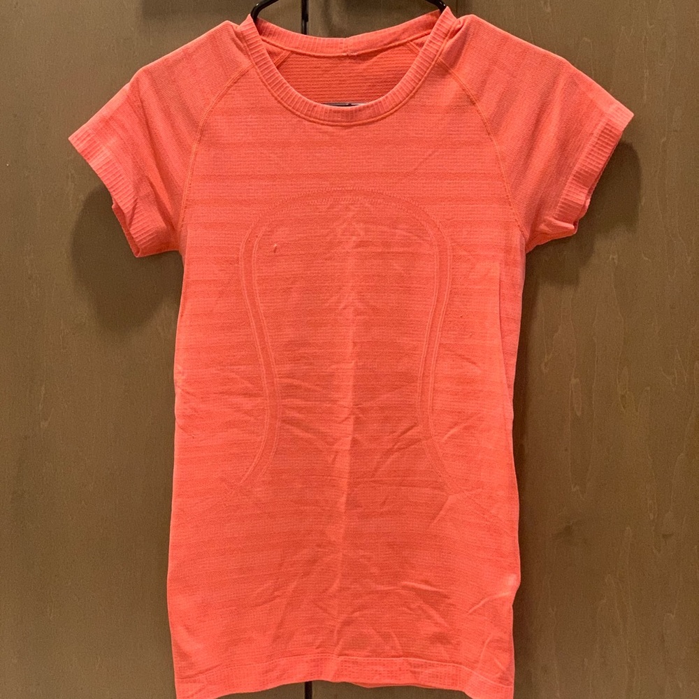 Lululemon Swiftly Tech short sleeve